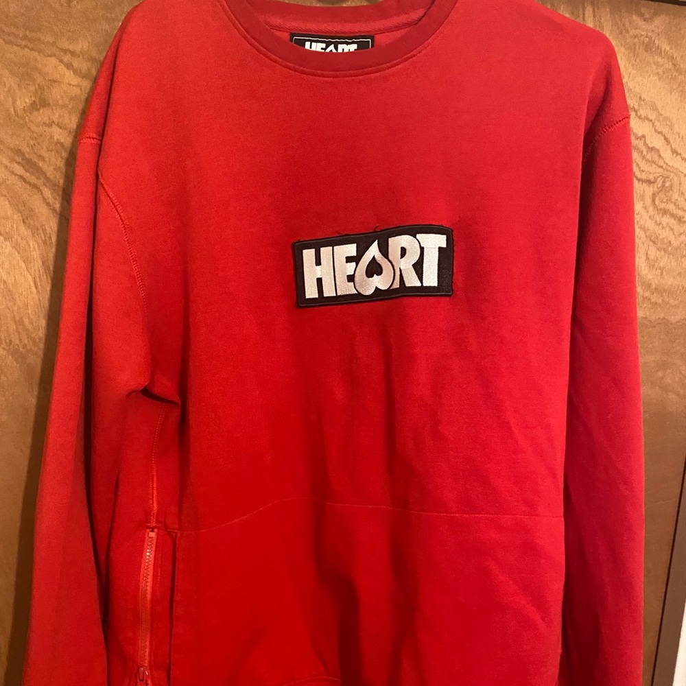 Heart brand Clothing sweater